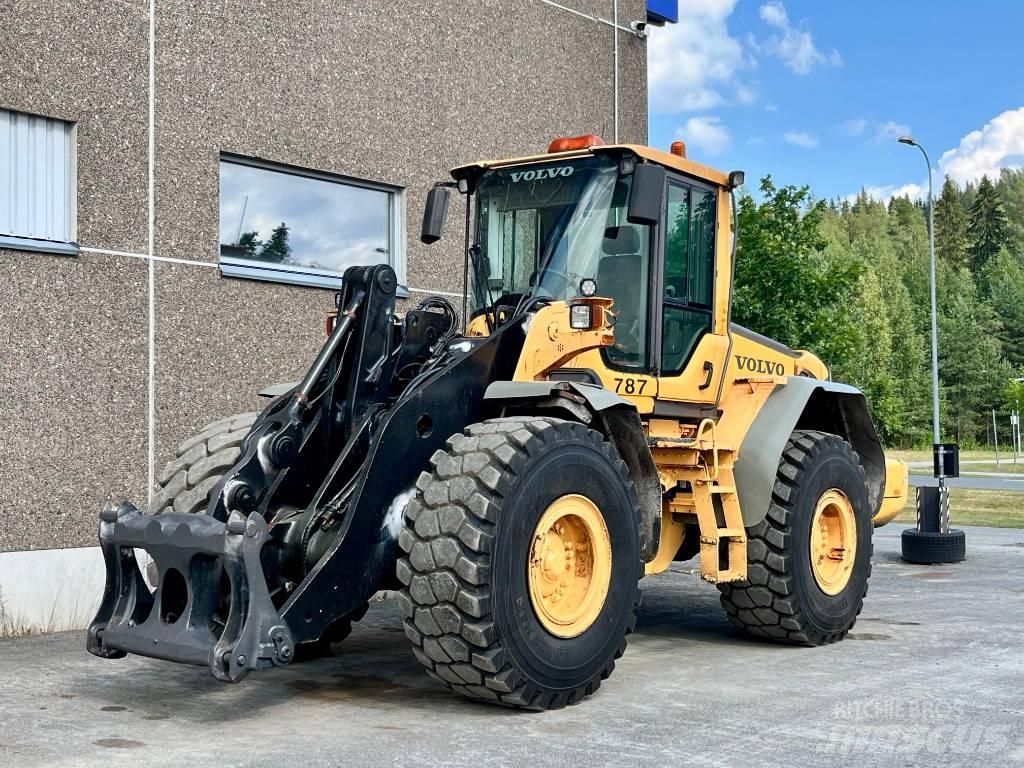Volvo L 120 F Wielladers