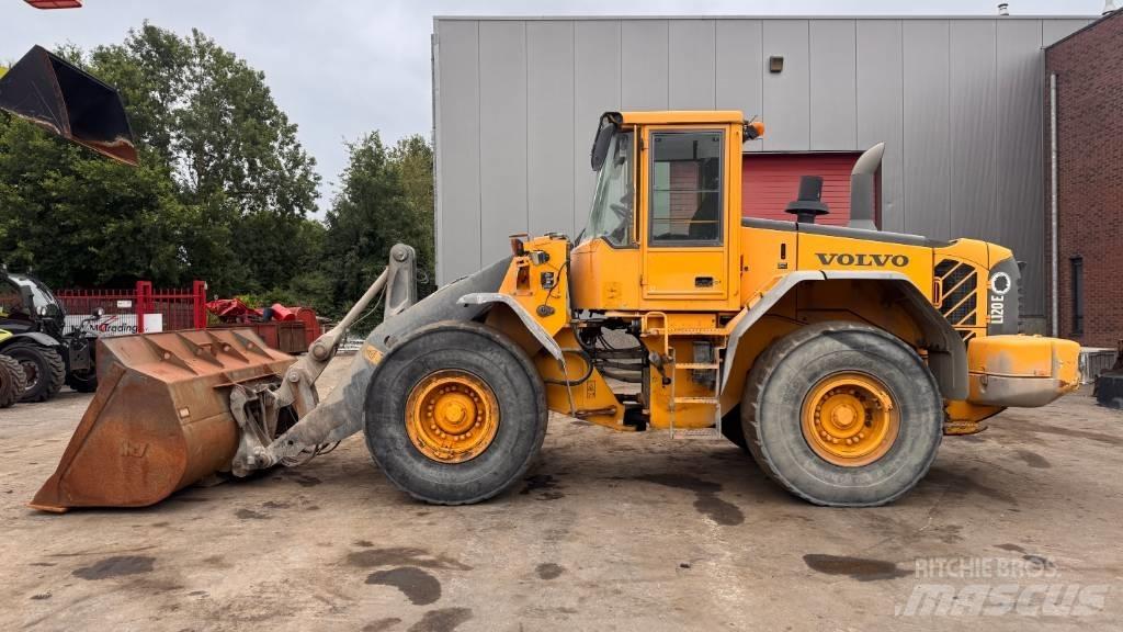Volvo L 120 E Wielladers