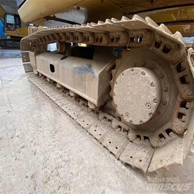 CAT 307 Rupsgraafmachines