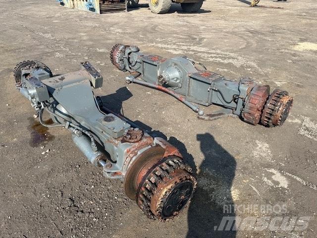 Liebherr A 944 axles Assen