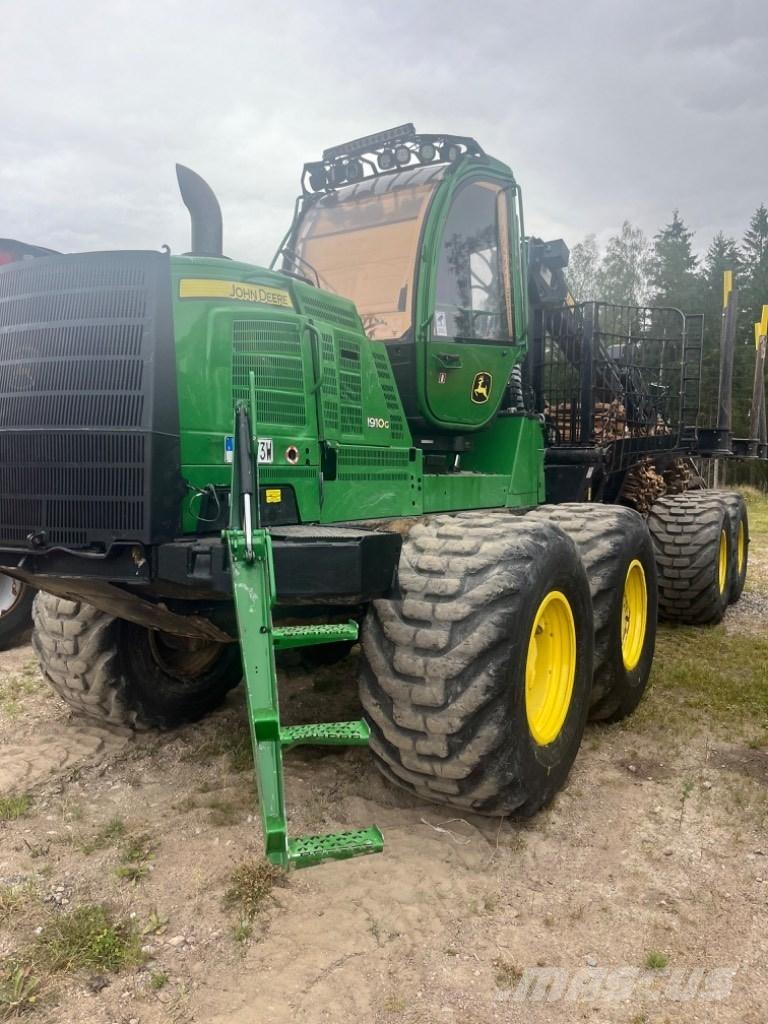 John Deere 1910G Uitrijwagens