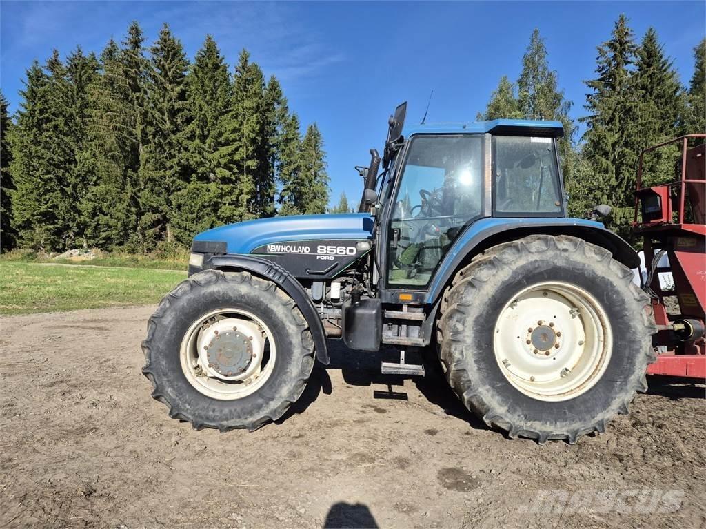 New Holland 8560RC Tractoren