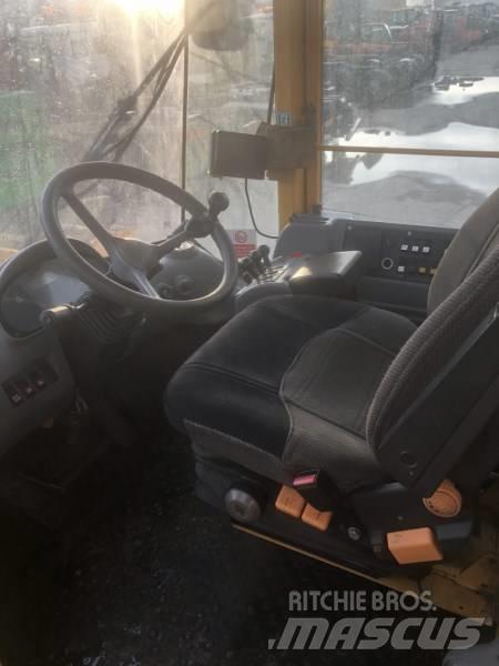 Volvo L 110 E Wielladers