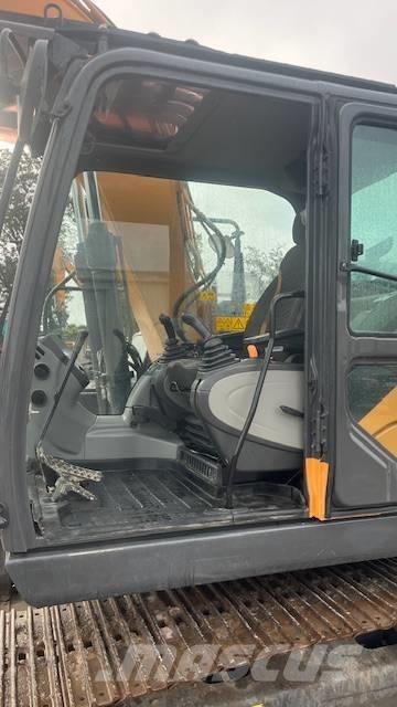 CASE CX 130 D Rupsgraafmachines