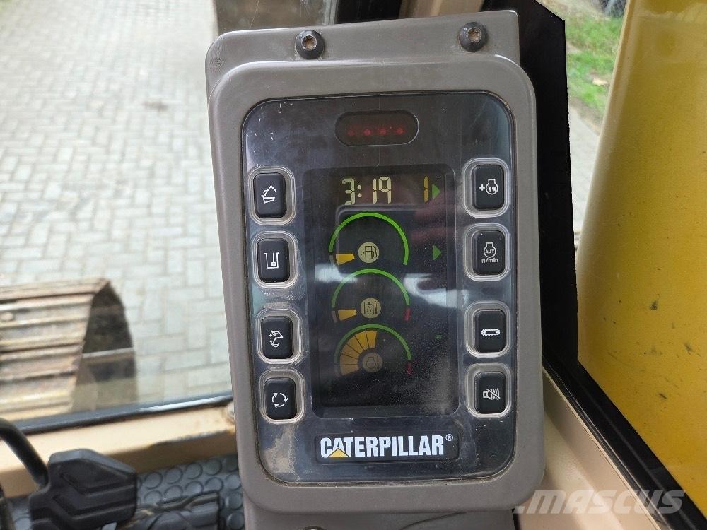 CAT 320BL Rupsgraafmachines
