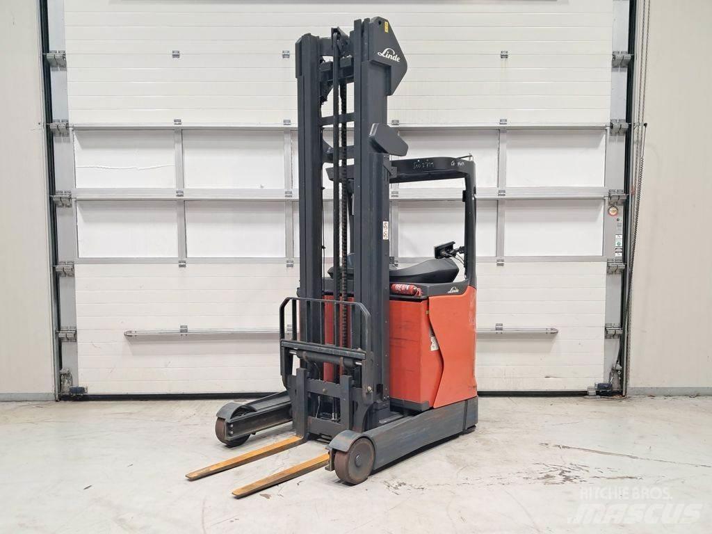 Linde R14-01 Reachtruck voor hoog niveau