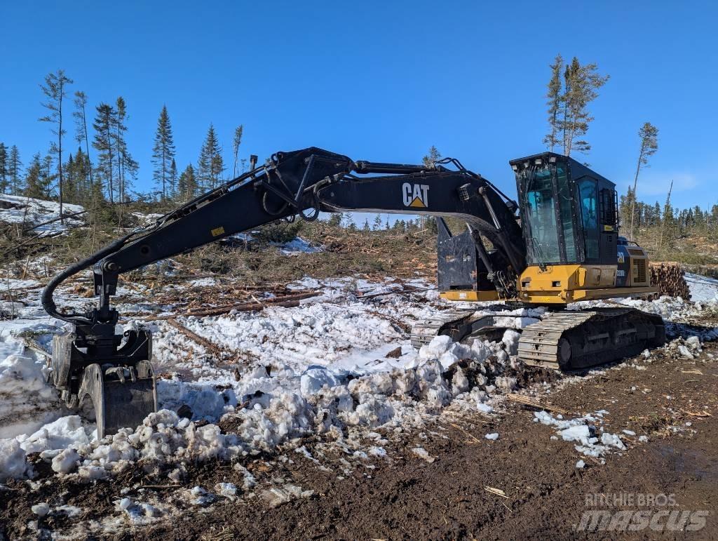 CAT 320 D FM Boomstamladers