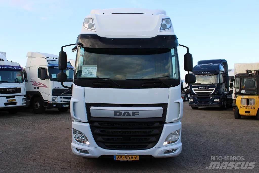 DAF CF 440 + EURO 6 Trekkers