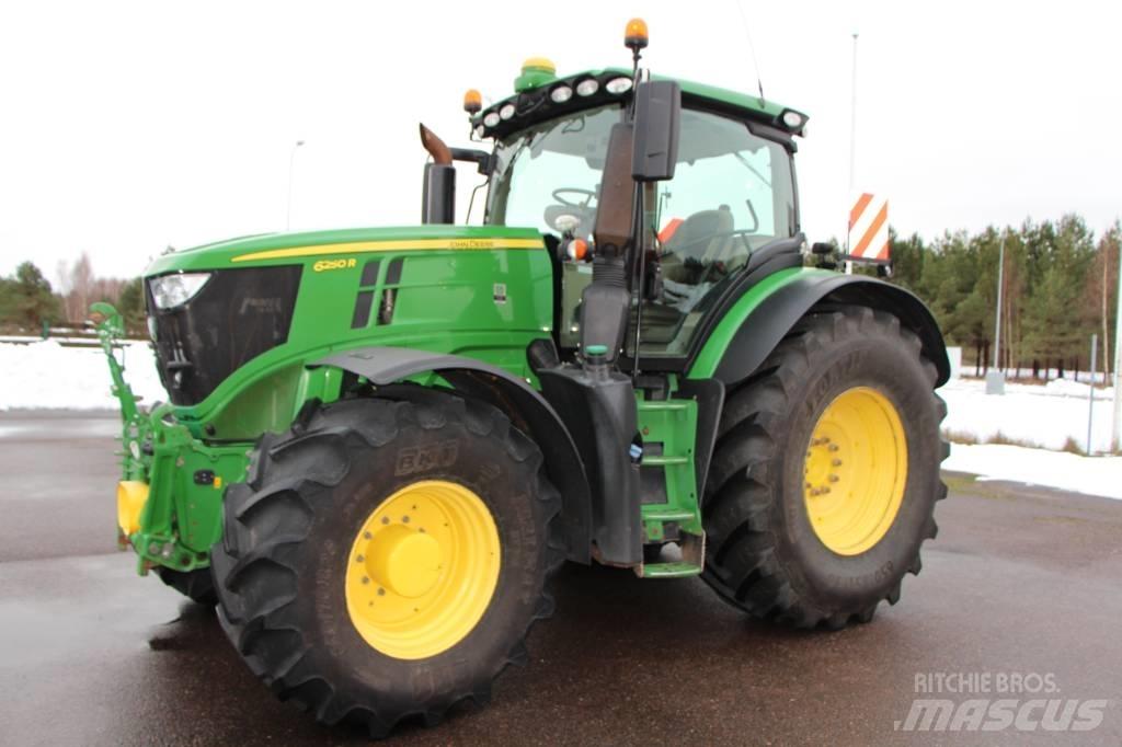 John Deere 6250 R Tractoren