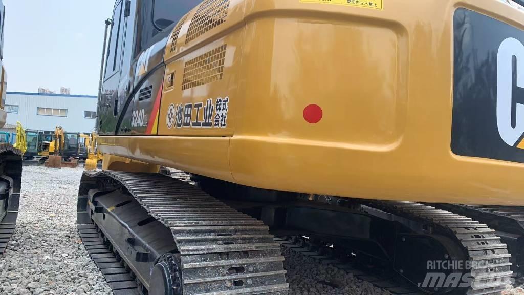 CAT 324 Rupsgraafmachines