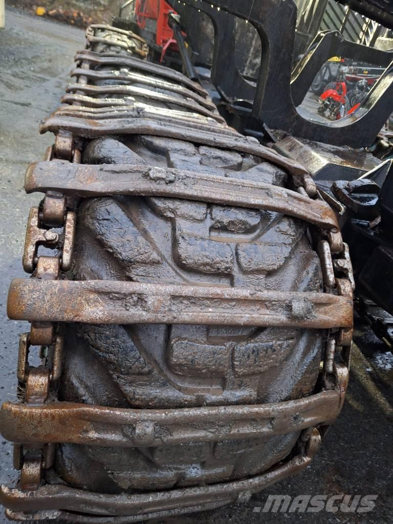 Komatsu 875 Uitrijwagens