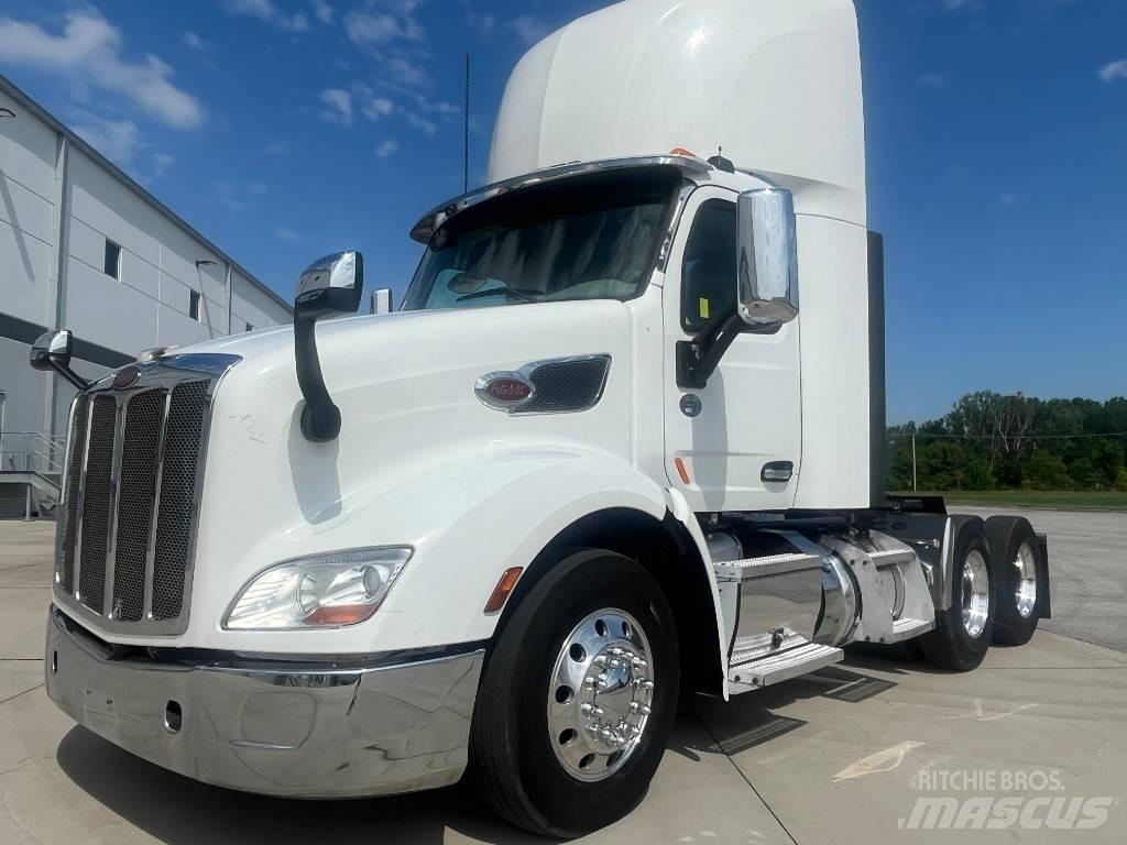 Peterbilt 579 Trekkers