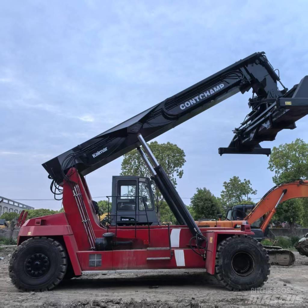 Kalmar DRT 450 Reachstackers