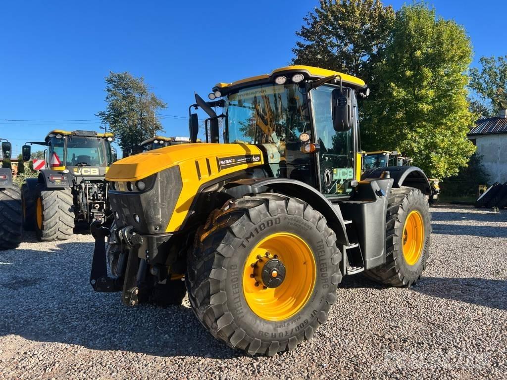 JCB Fastrac 4220 Tractoren