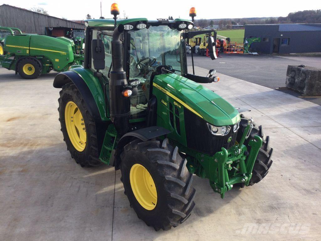 John Deere 6110M Tractoren