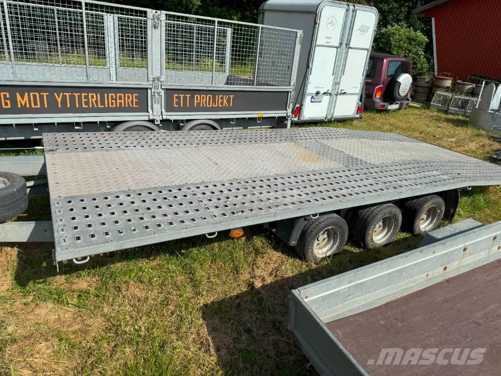 NIEWIADOW 02 Dieplader