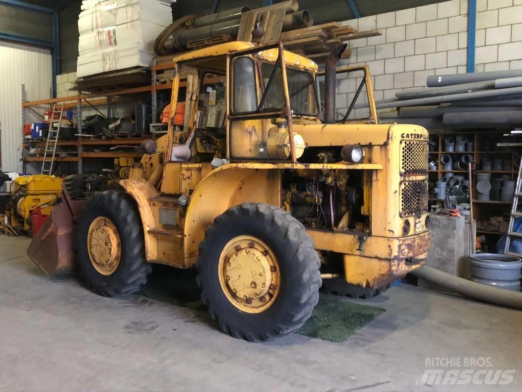 CAT 922 B Wielladers