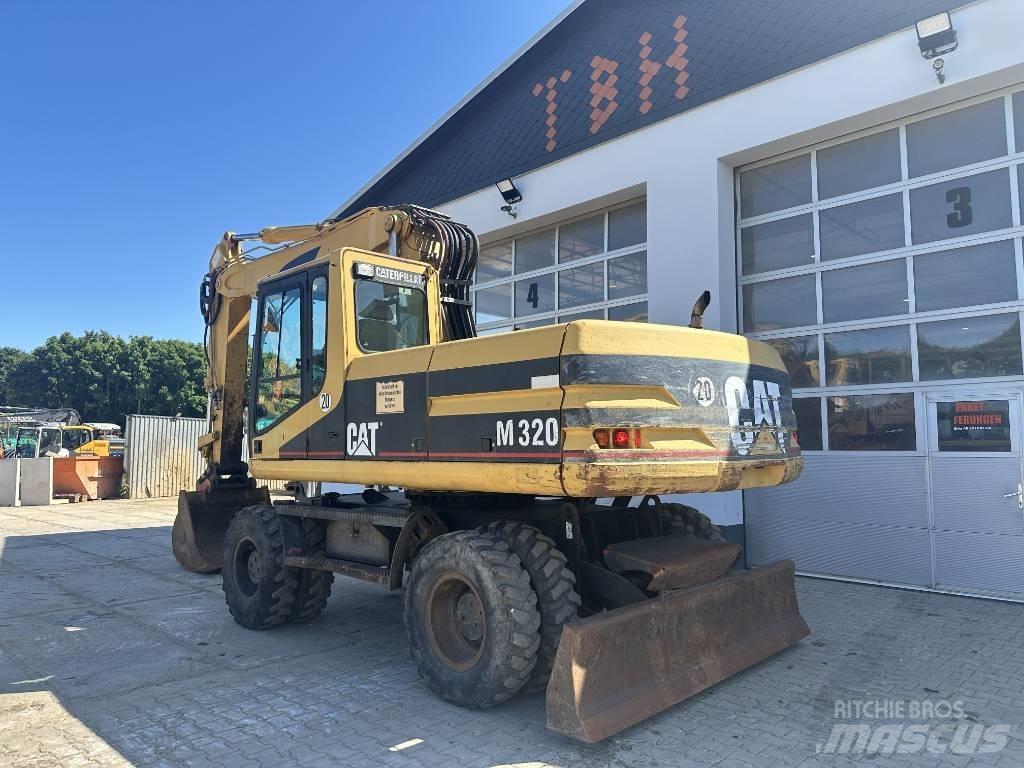 CAT M 320 VAH Wielgraafmachines