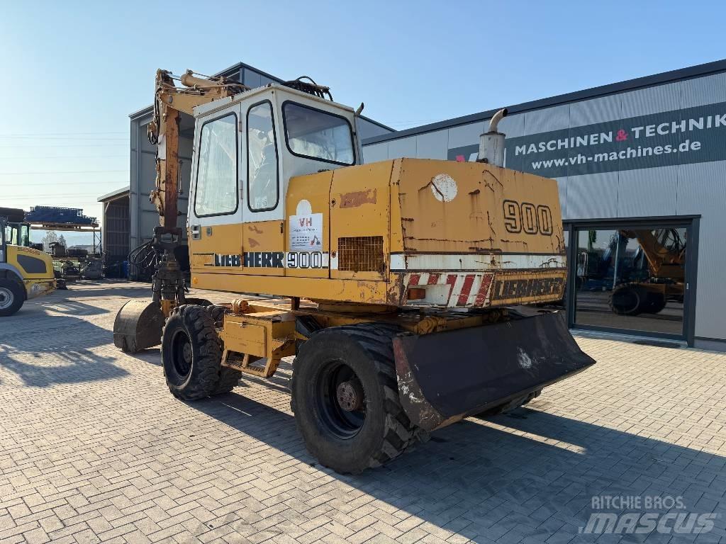 Liebherr A 900 C Wielgraafmachines
