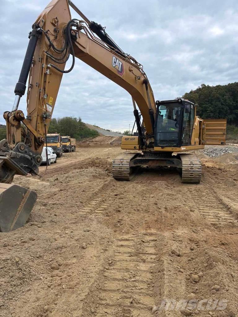 CAT 320 Rupsgraafmachines