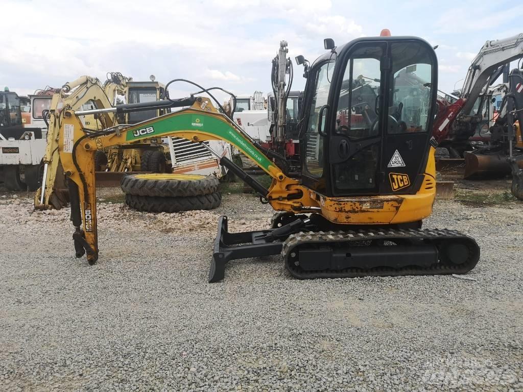 JCB 8030 Minigraafmachines < 7t