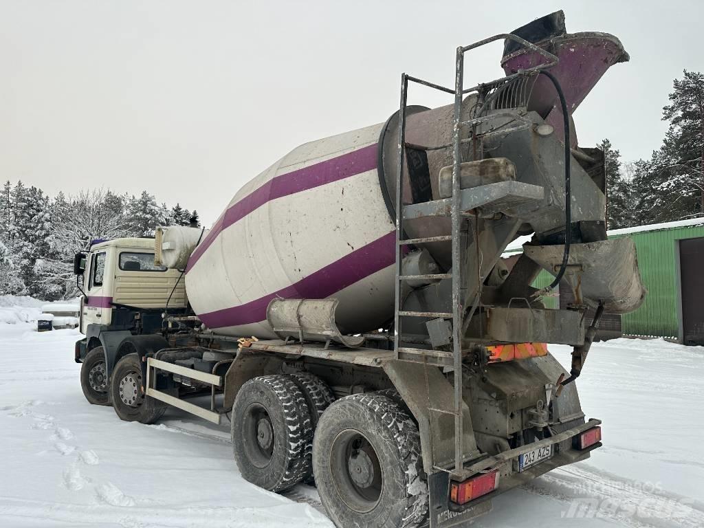 MAN 32.364 VF-TM Betonmixers en pompen