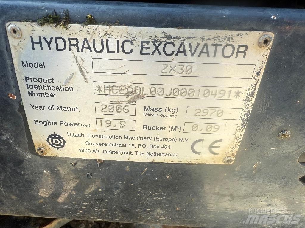 Hitachi ZX30 Minigraafmachines < 7t