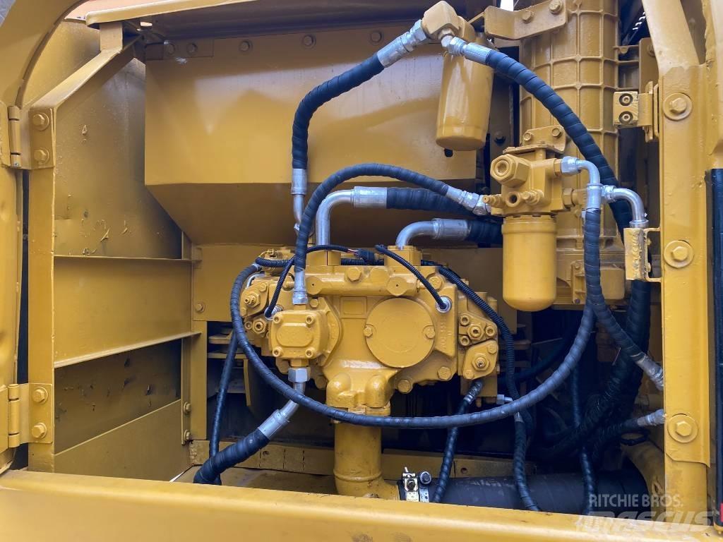 CAT 320 C L Rupsgraafmachines