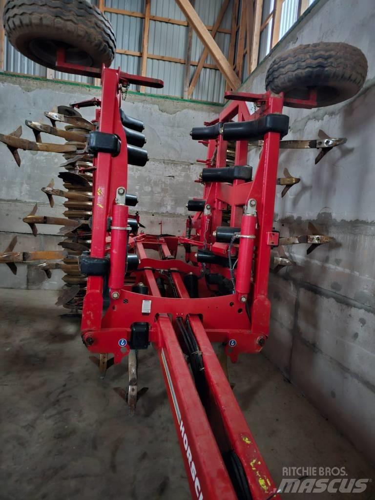 Horsch Terrano 6 FX Cultivatoren