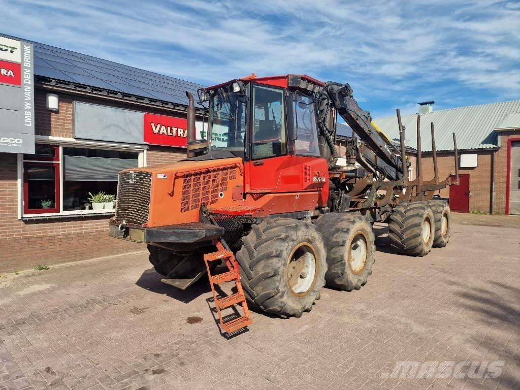 Valmet 840.4 Uitrijwagens