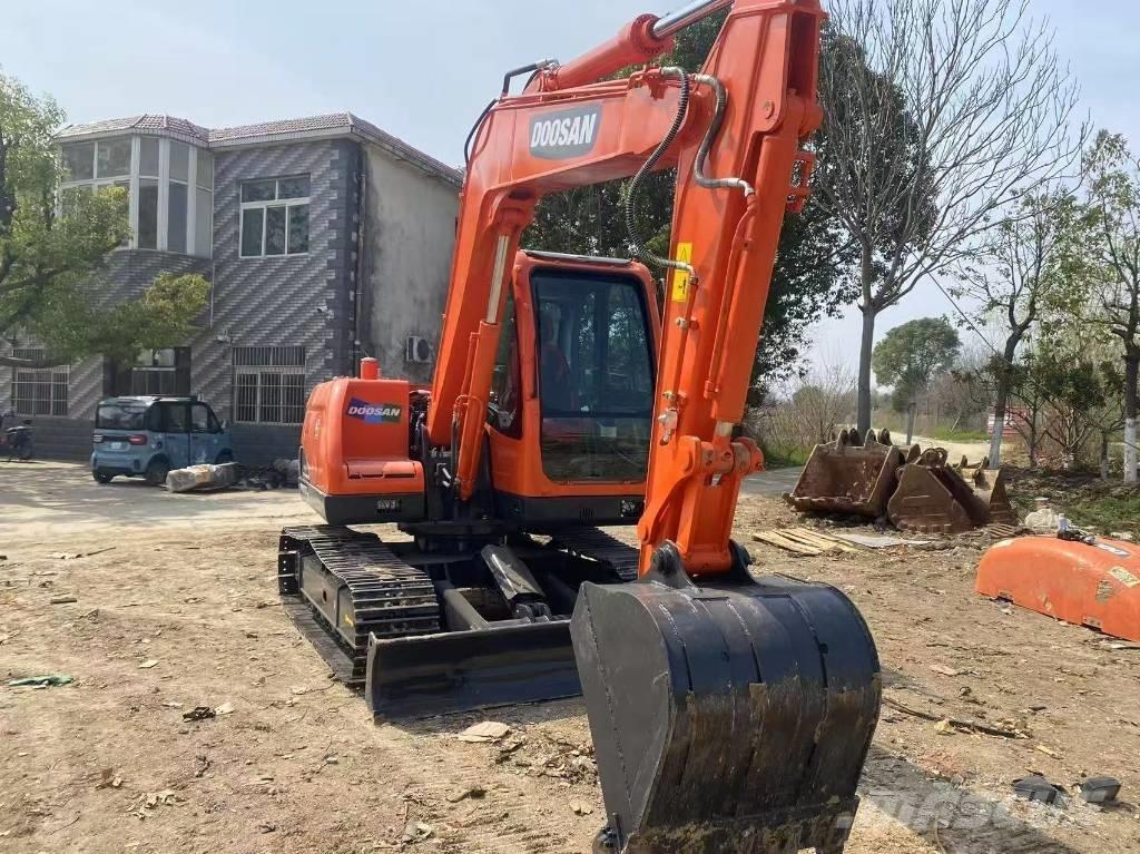 Doosan DX 75-9 C Midigraafmachines 7t - 12t
