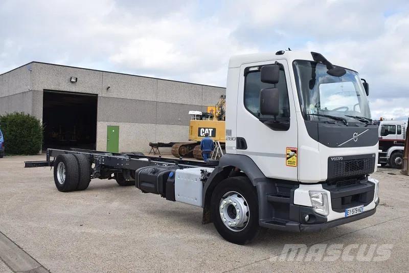 Volvo FL280 Chassis met cabine