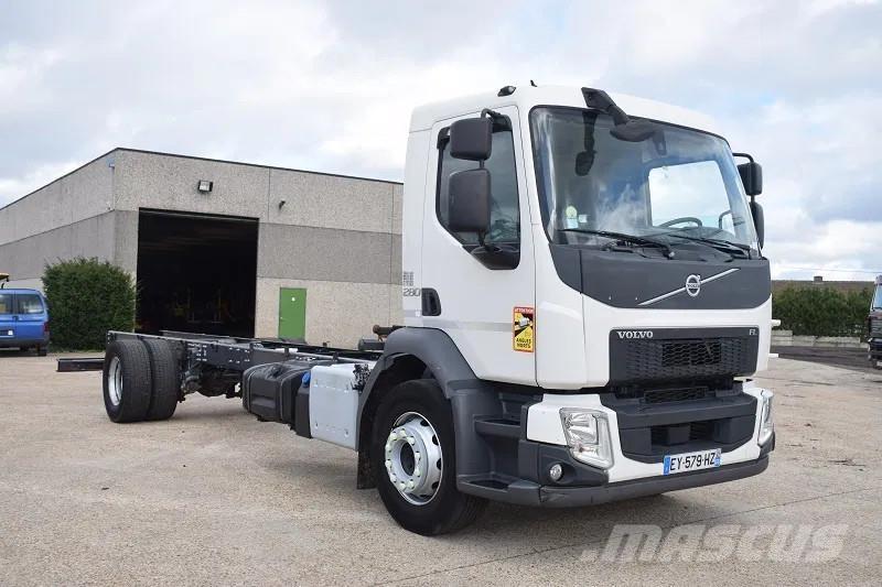 Volvo FL280 Chassis met cabine