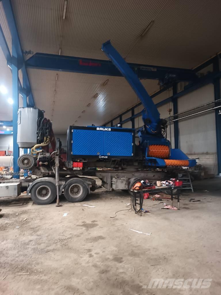 Bruks 1006 ST Houtversnipperaars