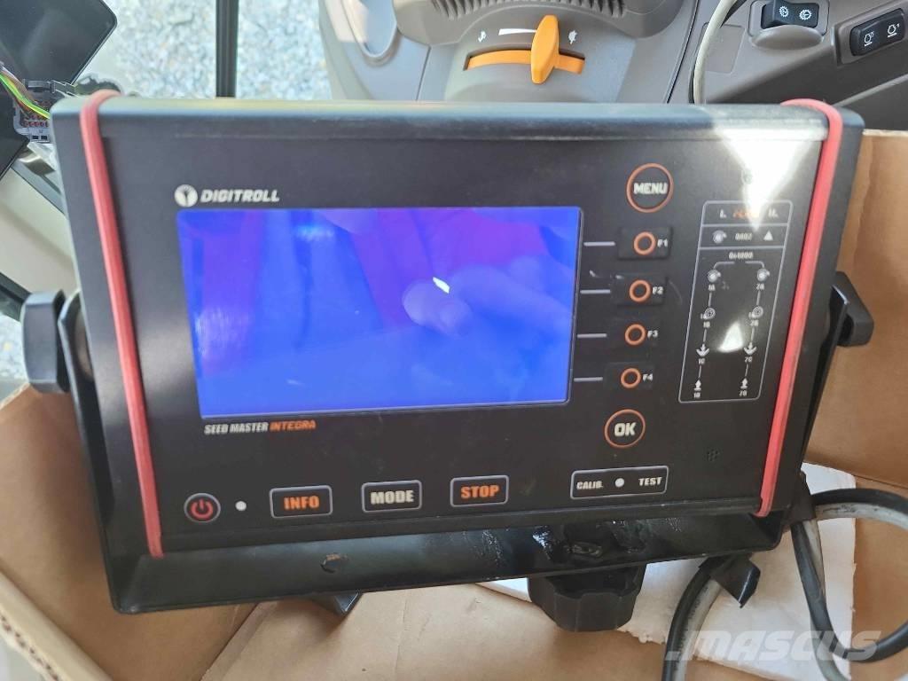  Pneusej Optimus 600 Zaaimachines