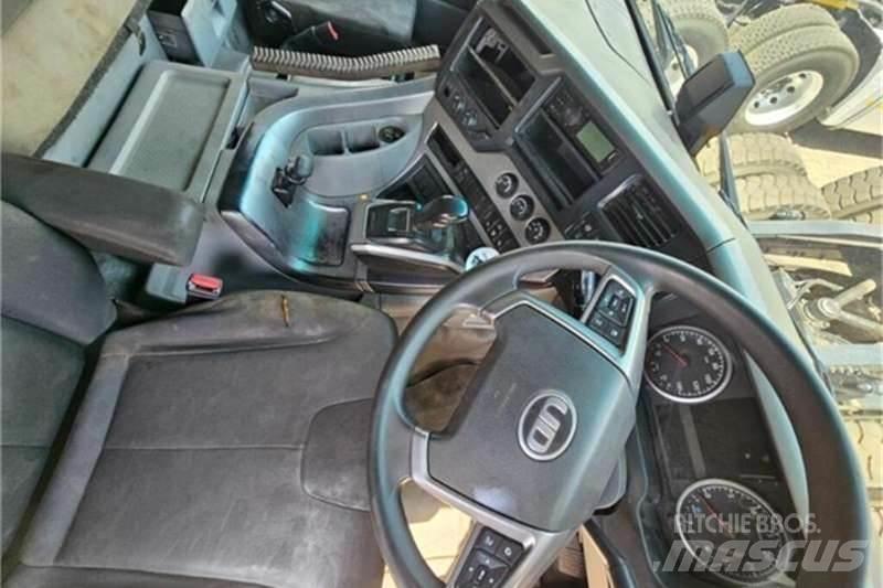 UD TRUCKS QUON Anders