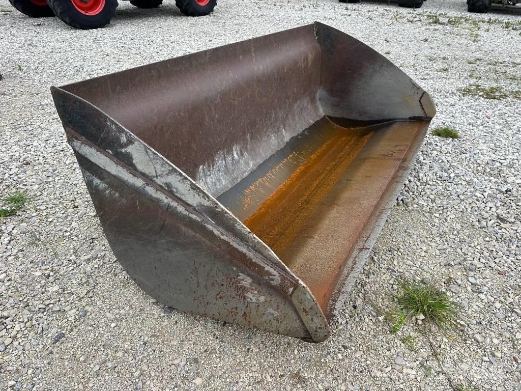  ŁYŻKA MANITOU 2,4 M Overige laad- en graafmachines