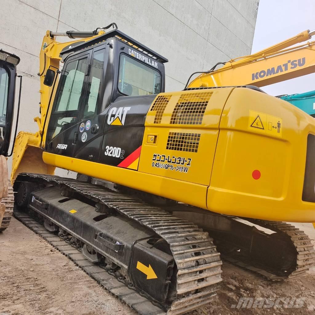 CAT 320 D 2 Rupsgraafmachines