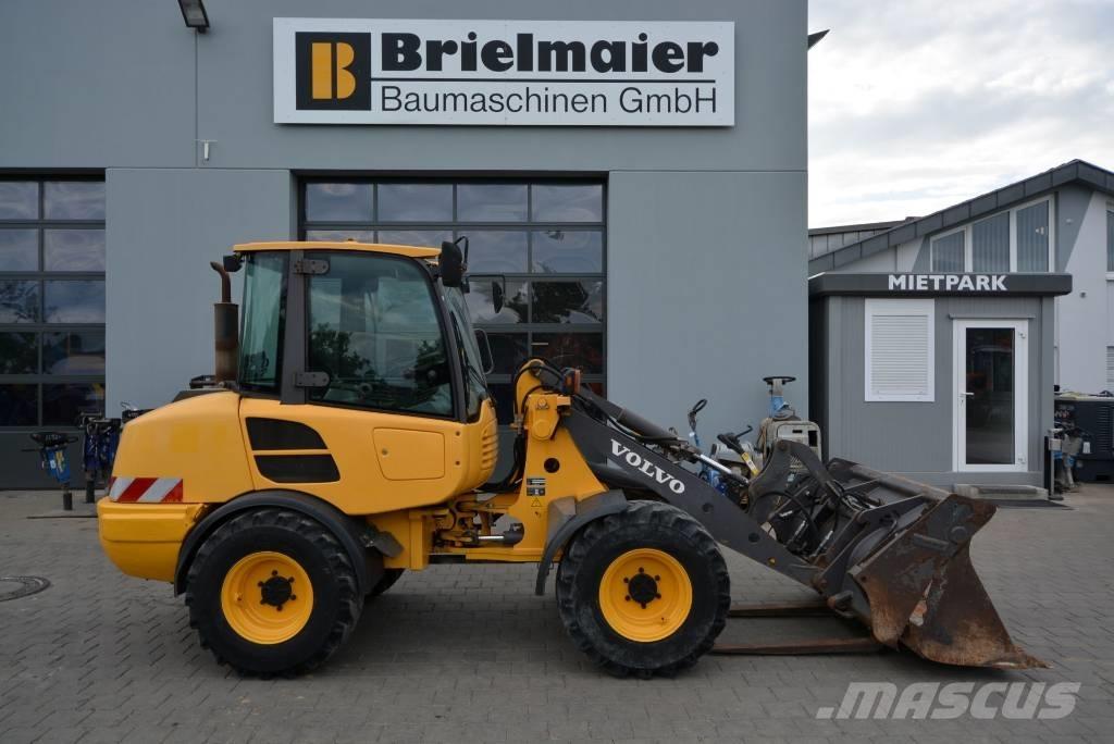 Volvo L 25 F Wielladers