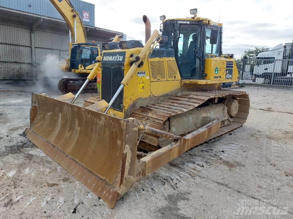 Komatsu D65PX-18 Rupsdozers