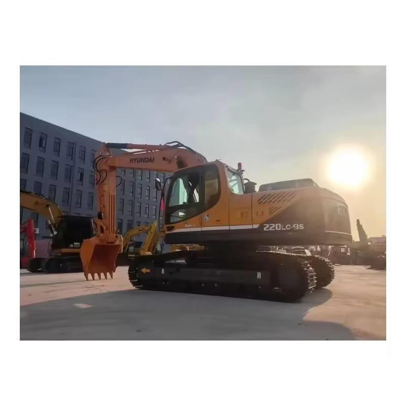 Hyundai HX 220 LC-9S Rupsgraafmachines
