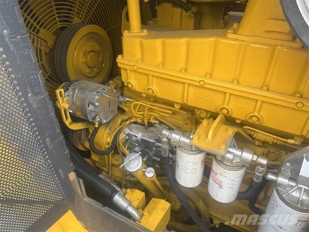 Shantui SD32 Rupsdozers