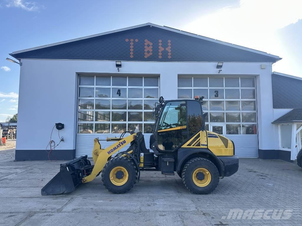 Komatsu WA 80-6 Wielladers