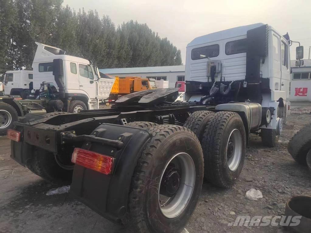 Shacman F3000 6X4 Trekkers