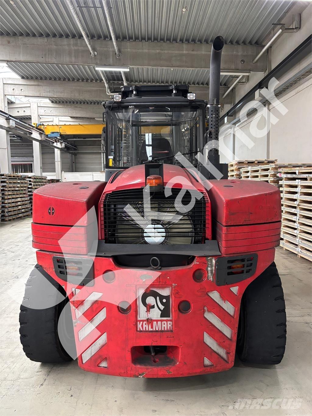 Kalmar DCG150-6 Diesel heftrucks