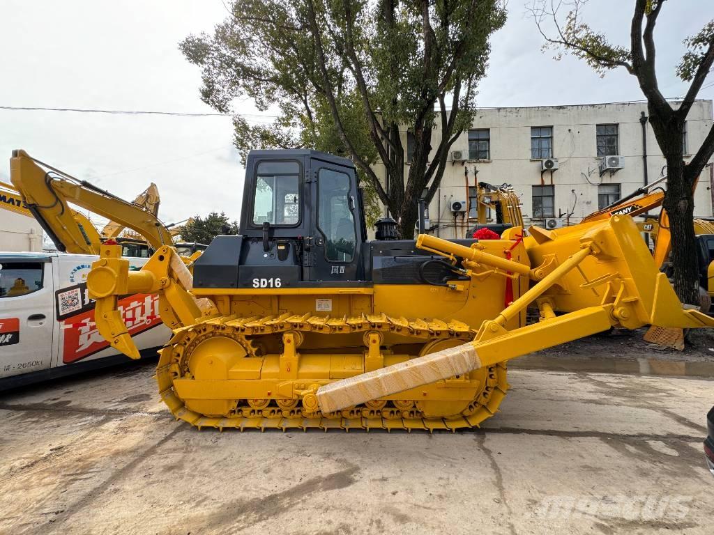 Shantui SD 16 Rupsdozers