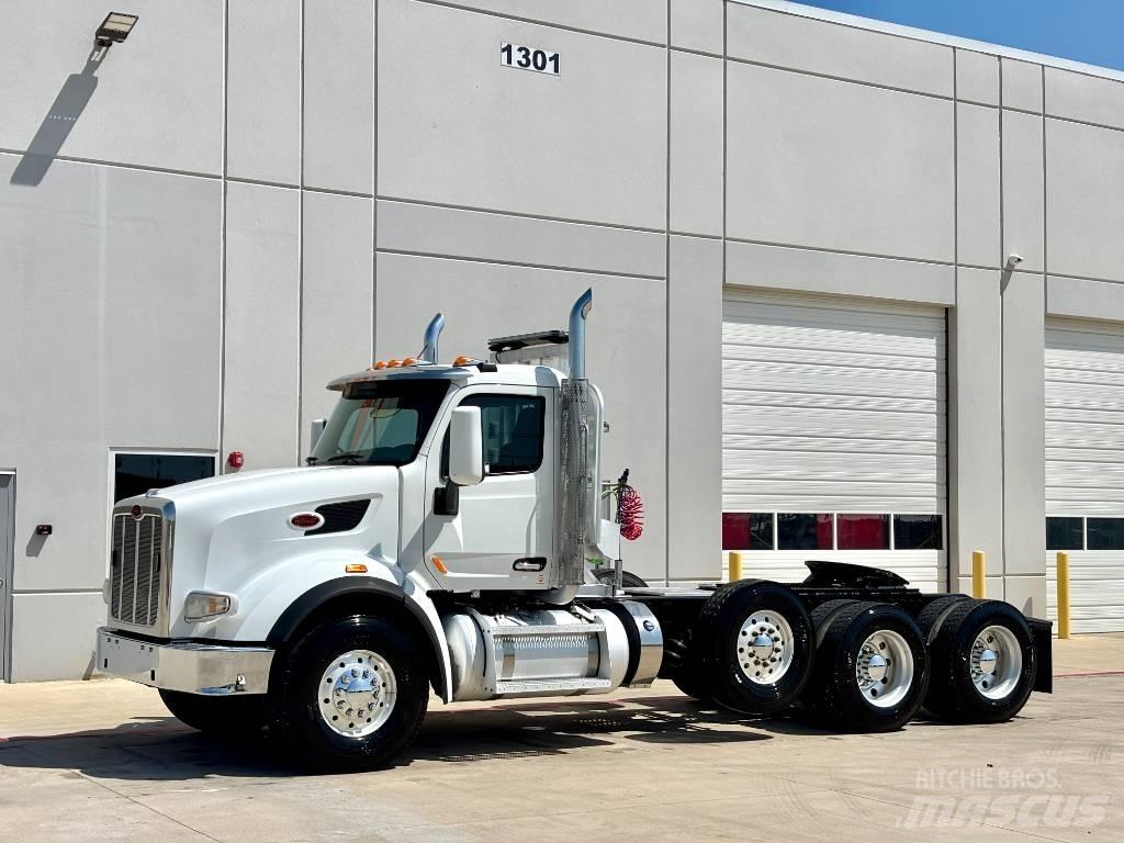 Peterbilt 567 Trekkers
