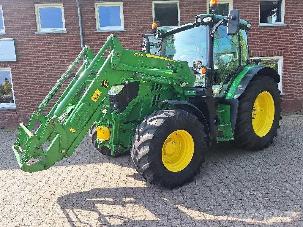 John Deere 6130R Tractoren
