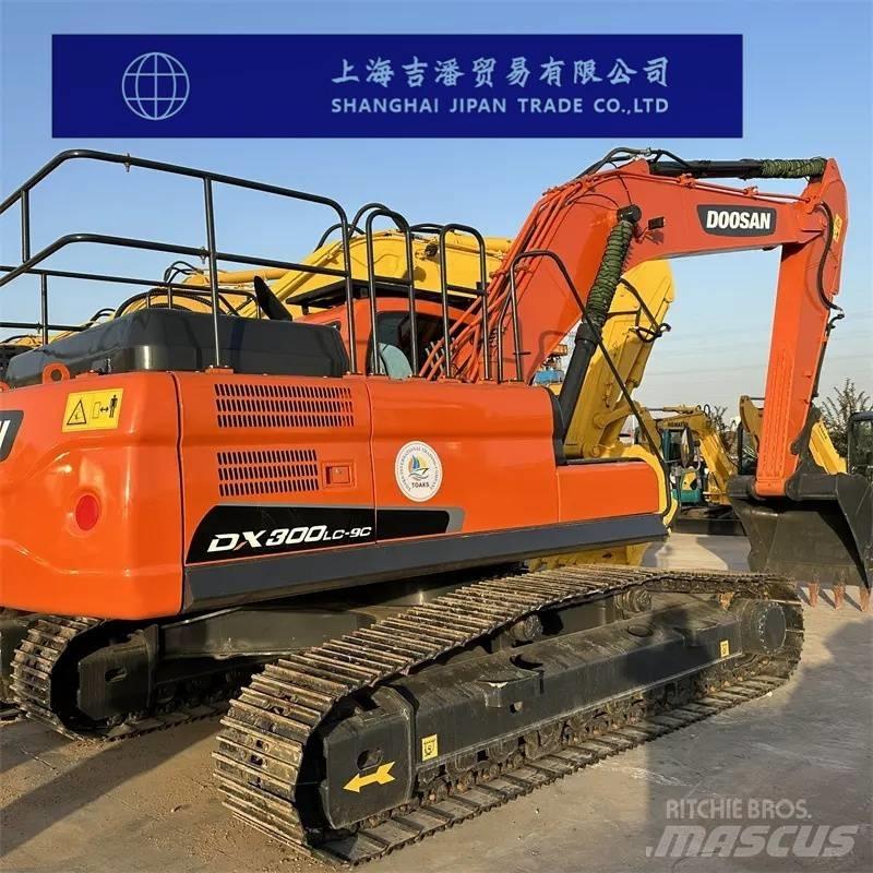 Doosan DX 300 Rupsgraafmachines