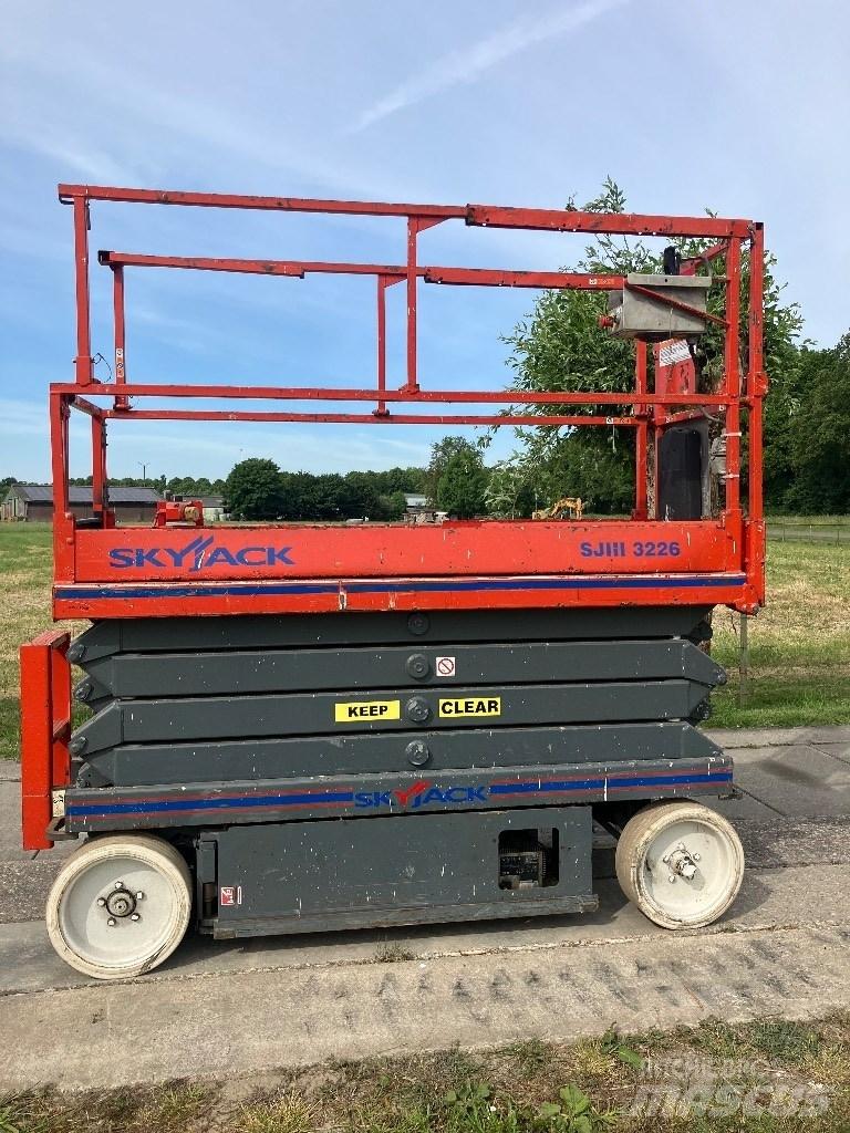 SkyJack 3226 Schaarhoogwerkers